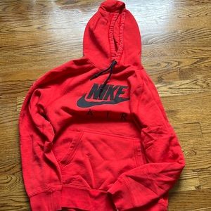 nike sweatshirt